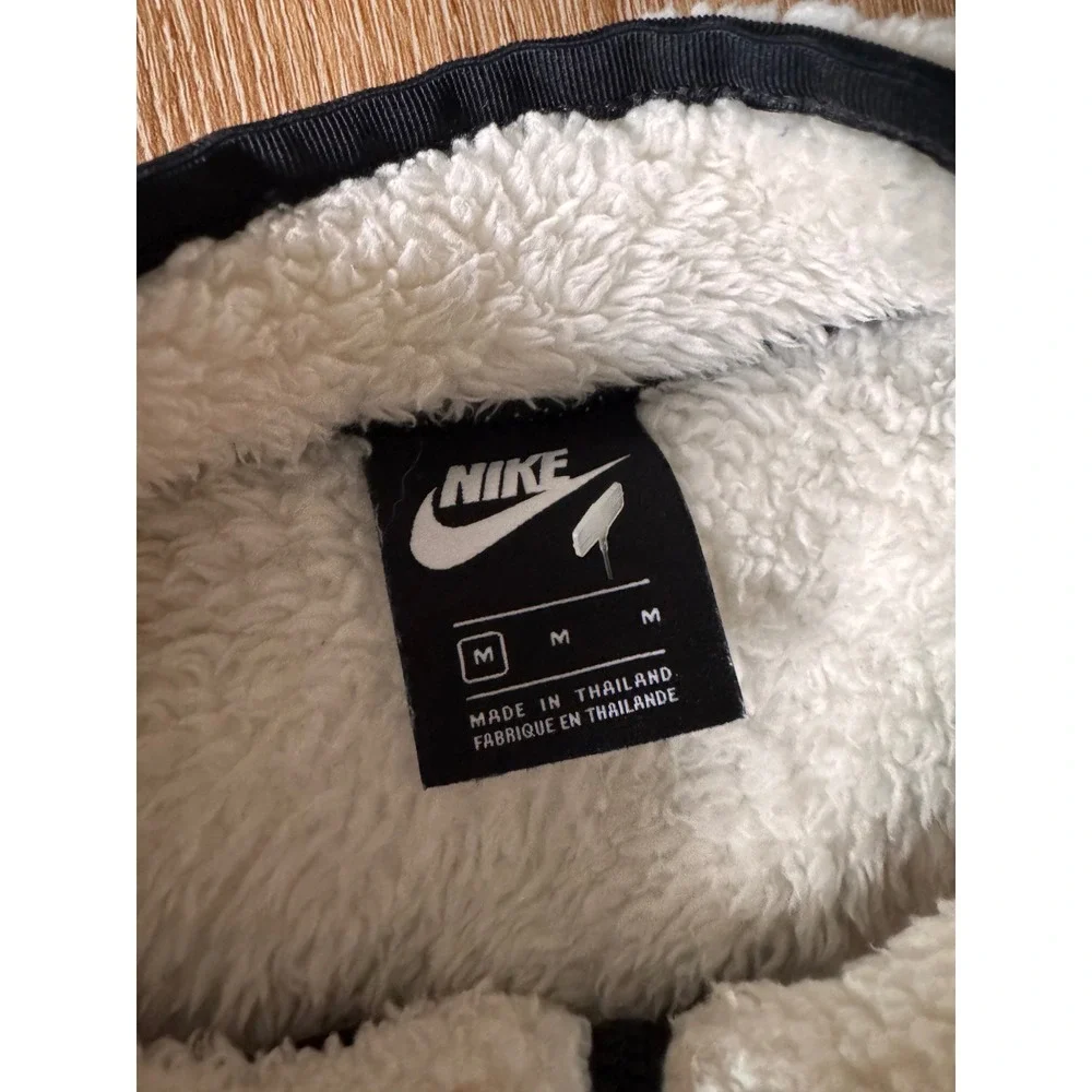 Nike Sherpa Plush Fleece Quarter Zip Crop Pullover Cream Black Medium BV5134-110